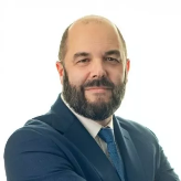 Jonathan  White 